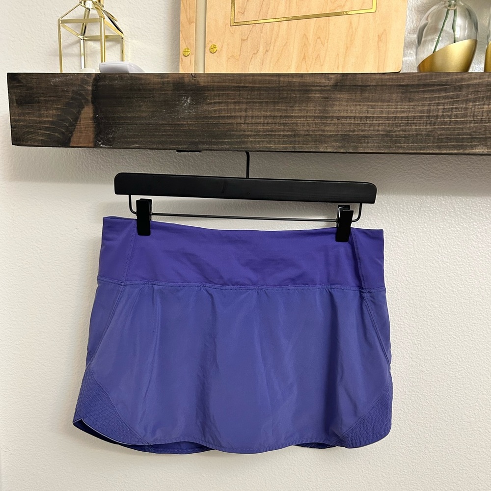 Lululemon Motionful Skirt / Skort (Size 8)